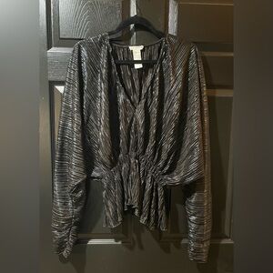 Good American Deep V-neck Dolman Sleeve Metallic Silver Blouse